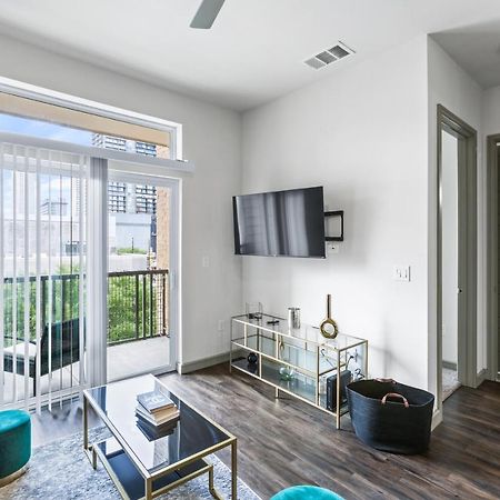 Luxury Apartment With King Bed And Pool And Free Parking 4 Houston Eksteriør bilde
