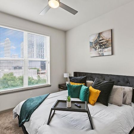 Luxury Apartment With King Bed And Pool And Free Parking 4 Houston Eksteriør bilde