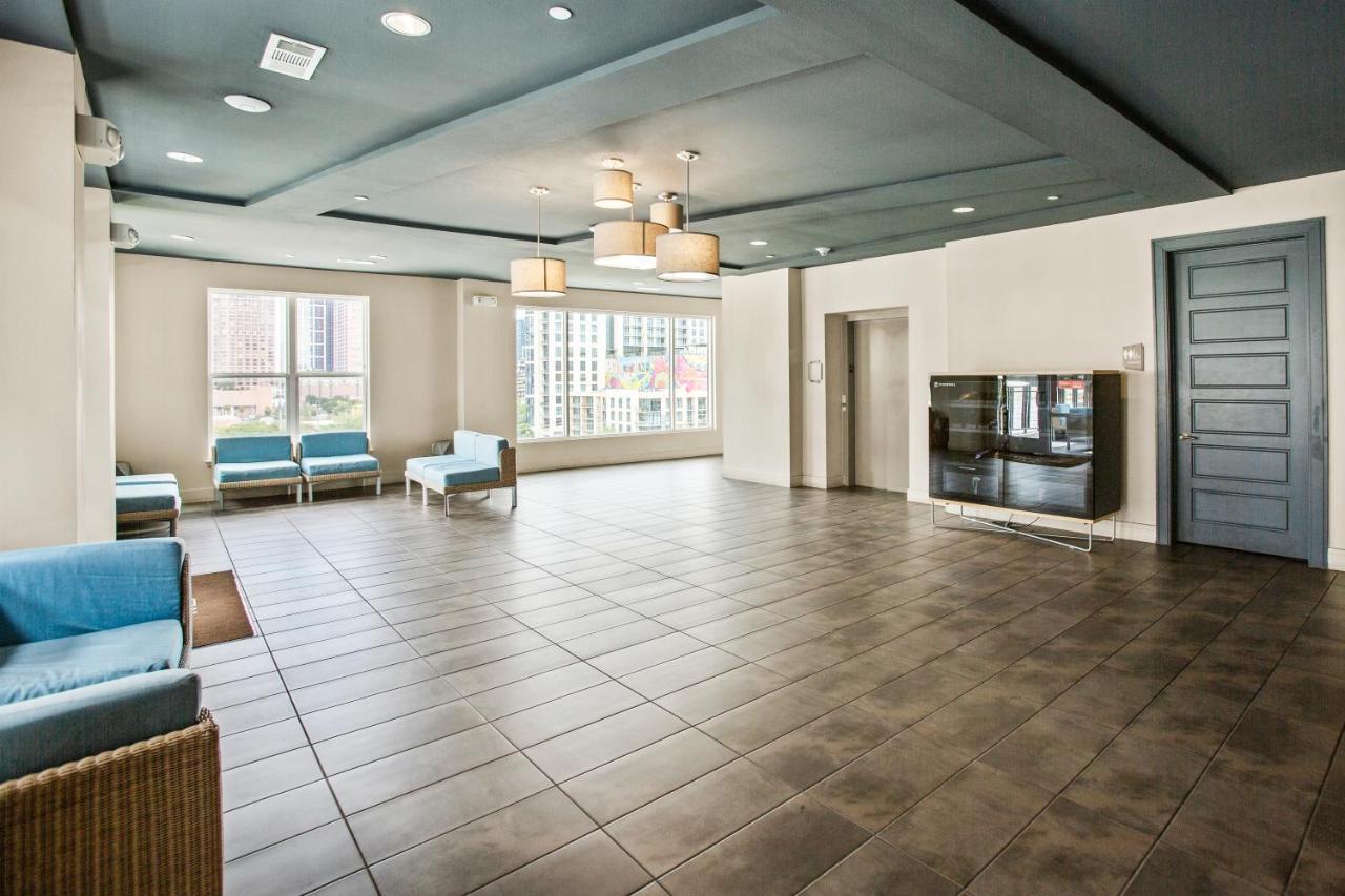 Luxury Apartment With King Bed And Pool And Free Parking 4 Houston Eksteriør bilde